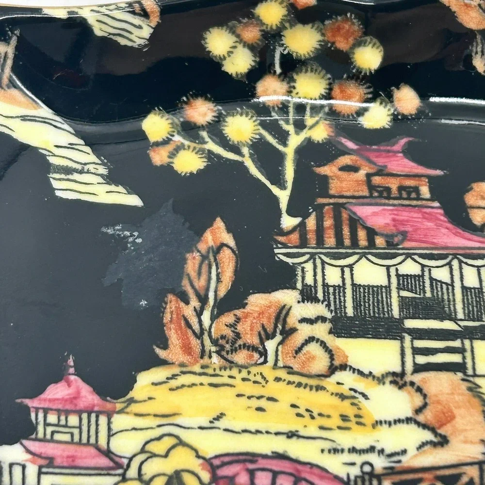 Royal Winton Grimwades Pekin Pin Tray Trinket Dish Set Black Gold Set of 2 VTG